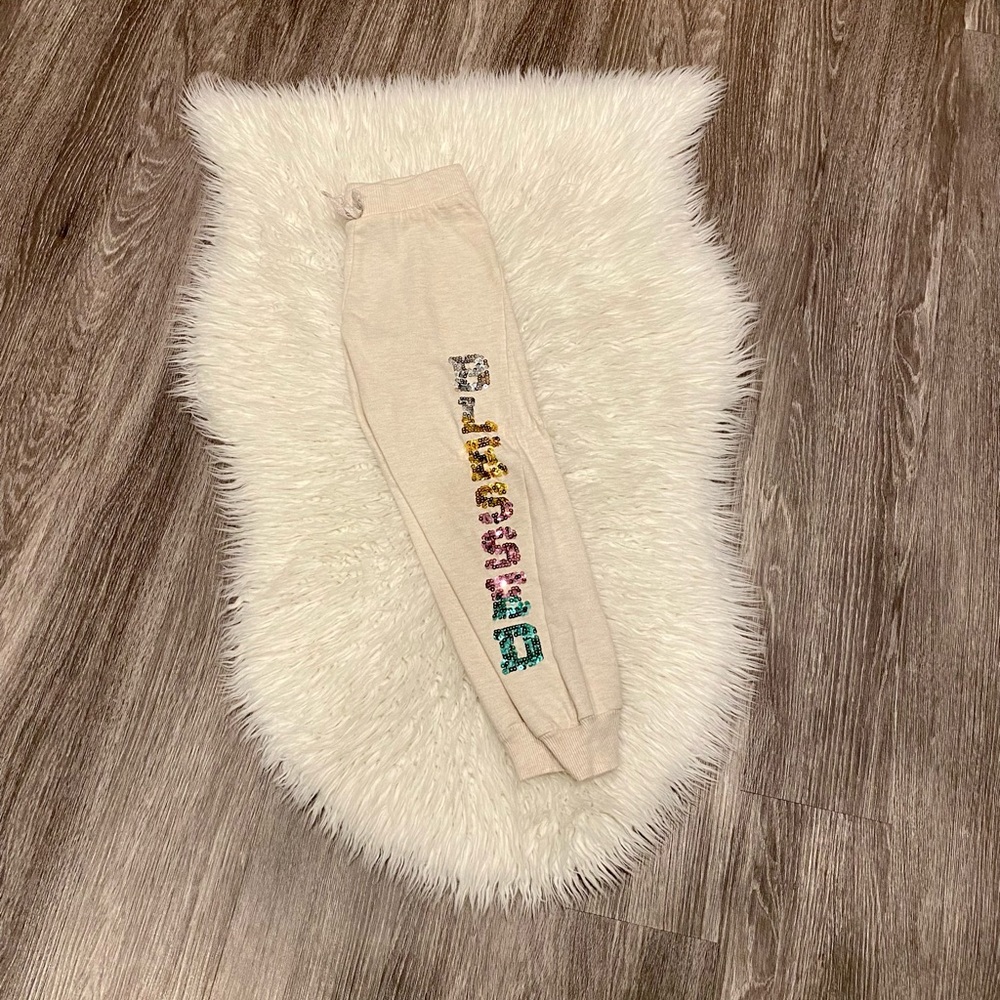 Love Republic Cream Sequins “Blessed” Jogger/Sweatpants Size S 7-8